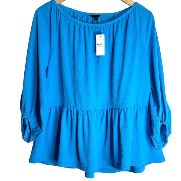 Ann Taylor NWT Vivid Sky Blue 3/4 Raglan Puffy Sleeve Blouson Peplum Top - Picture 3 of 12
